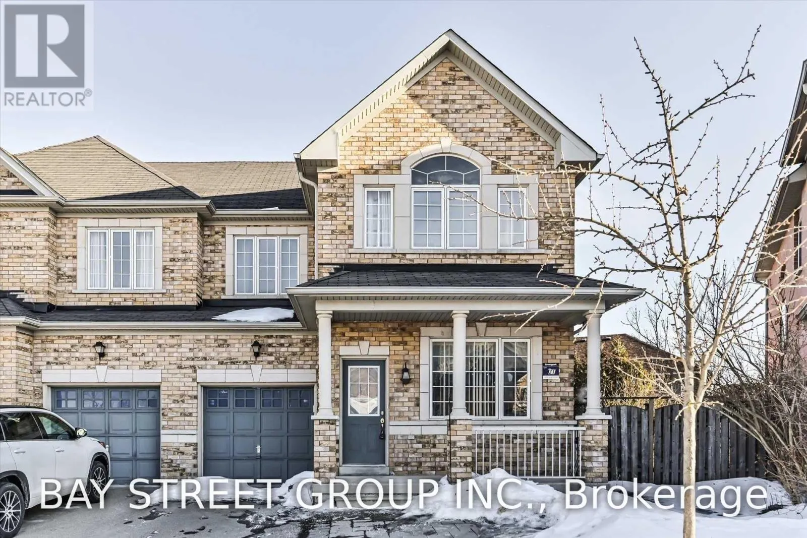31 LEVELLANDS CRESCENT