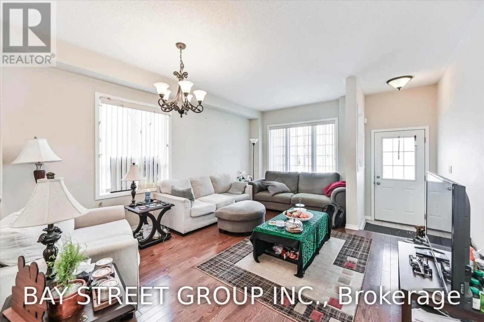 31 LEVELLANDS CRESCENT
