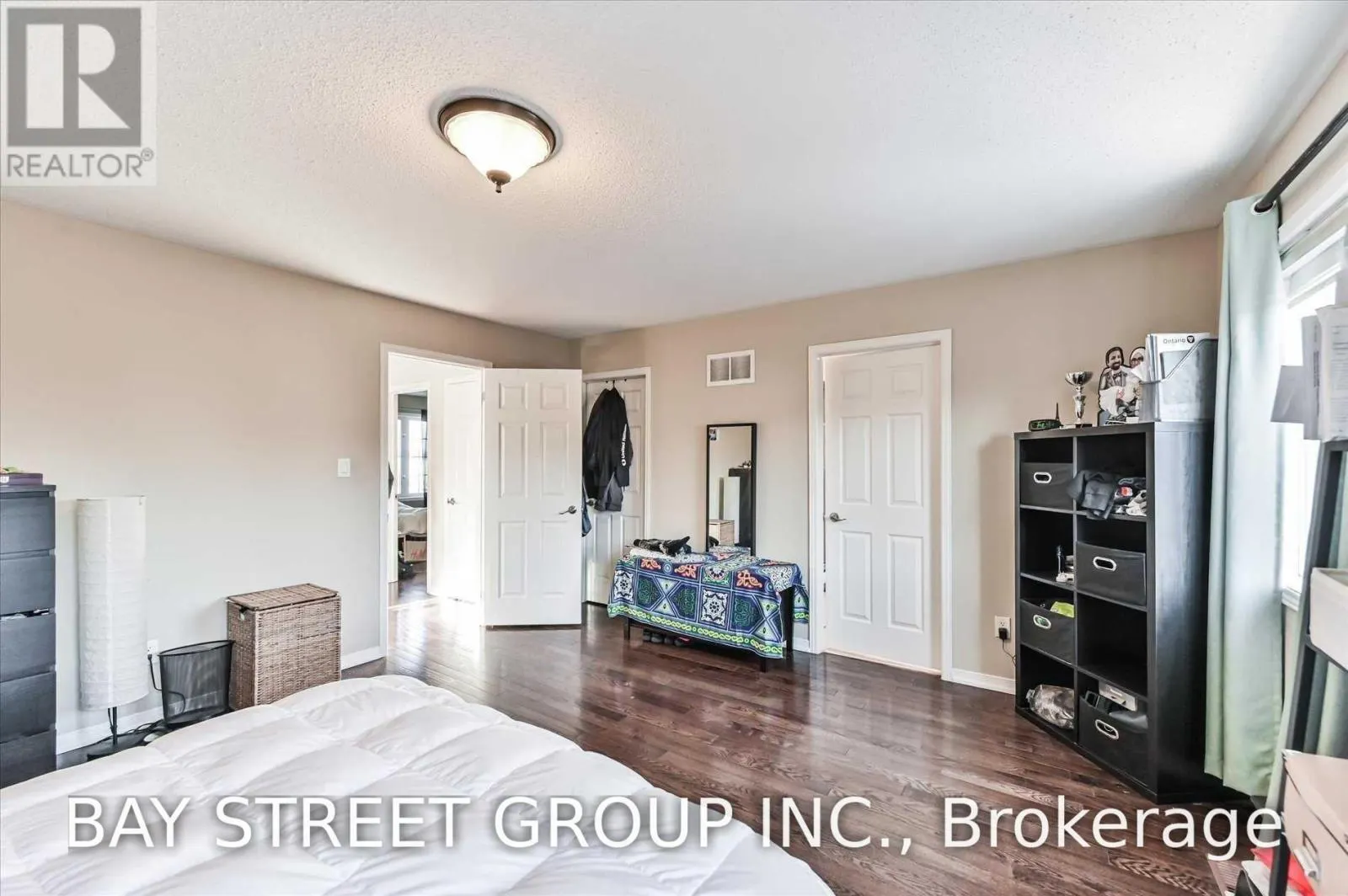31 LEVELLANDS CRESCENT