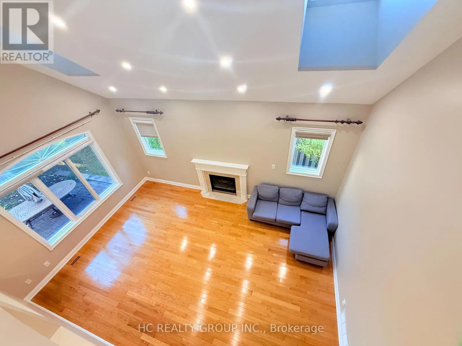 48 BURNDENFORD CRESCENT