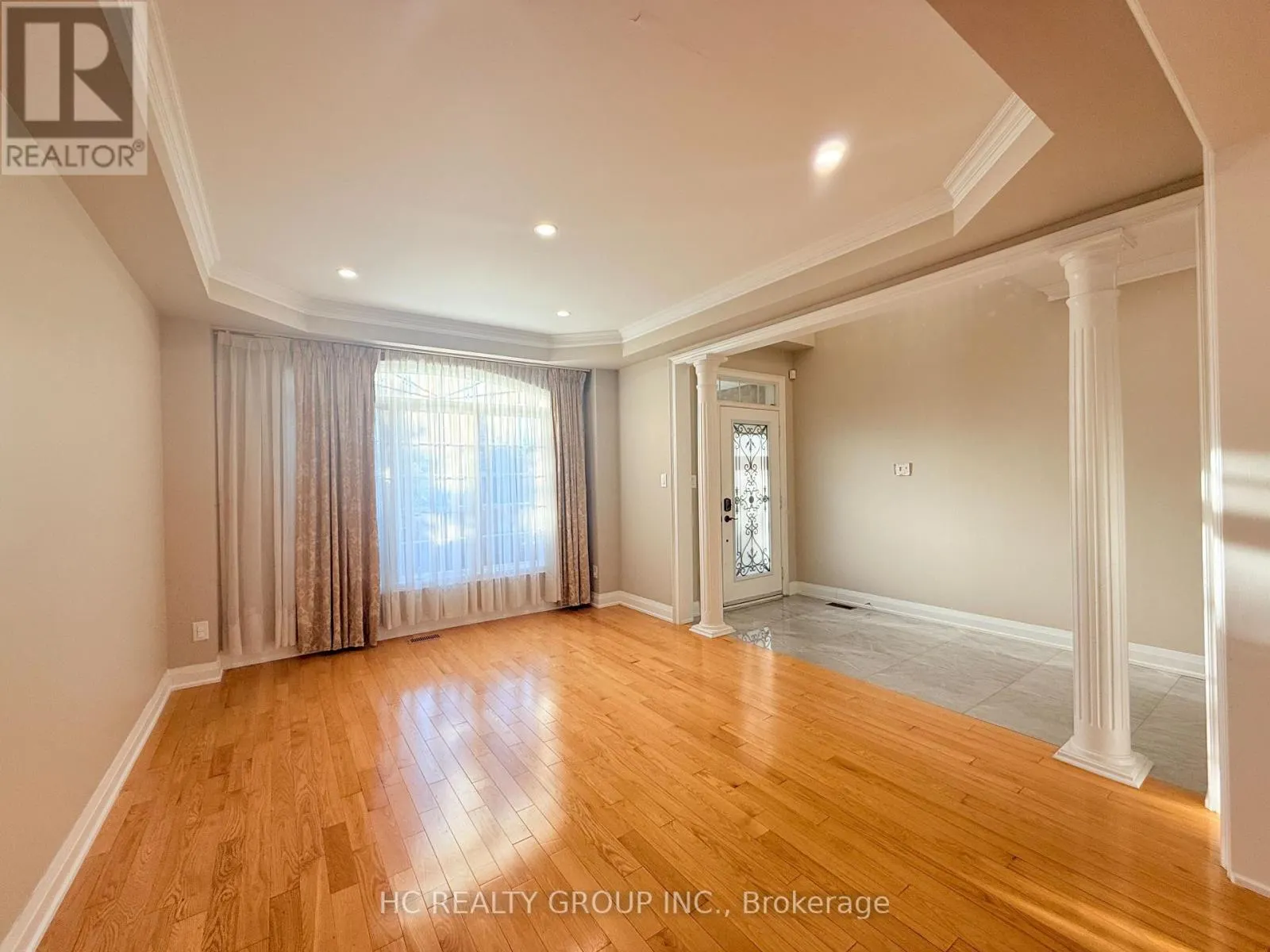 48 BURNDENFORD CRESCENT