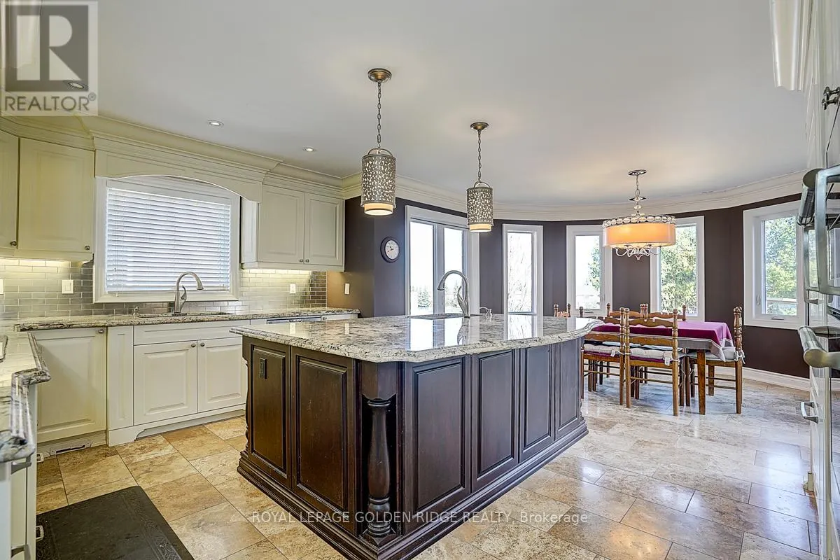 725 EXCELLER CIRCLE
