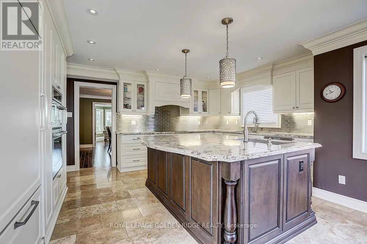 725 EXCELLER CIRCLE