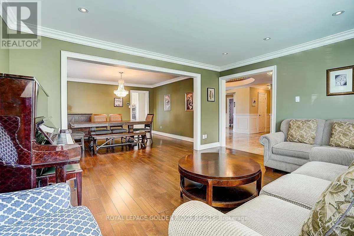 725 EXCELLER CIRCLE