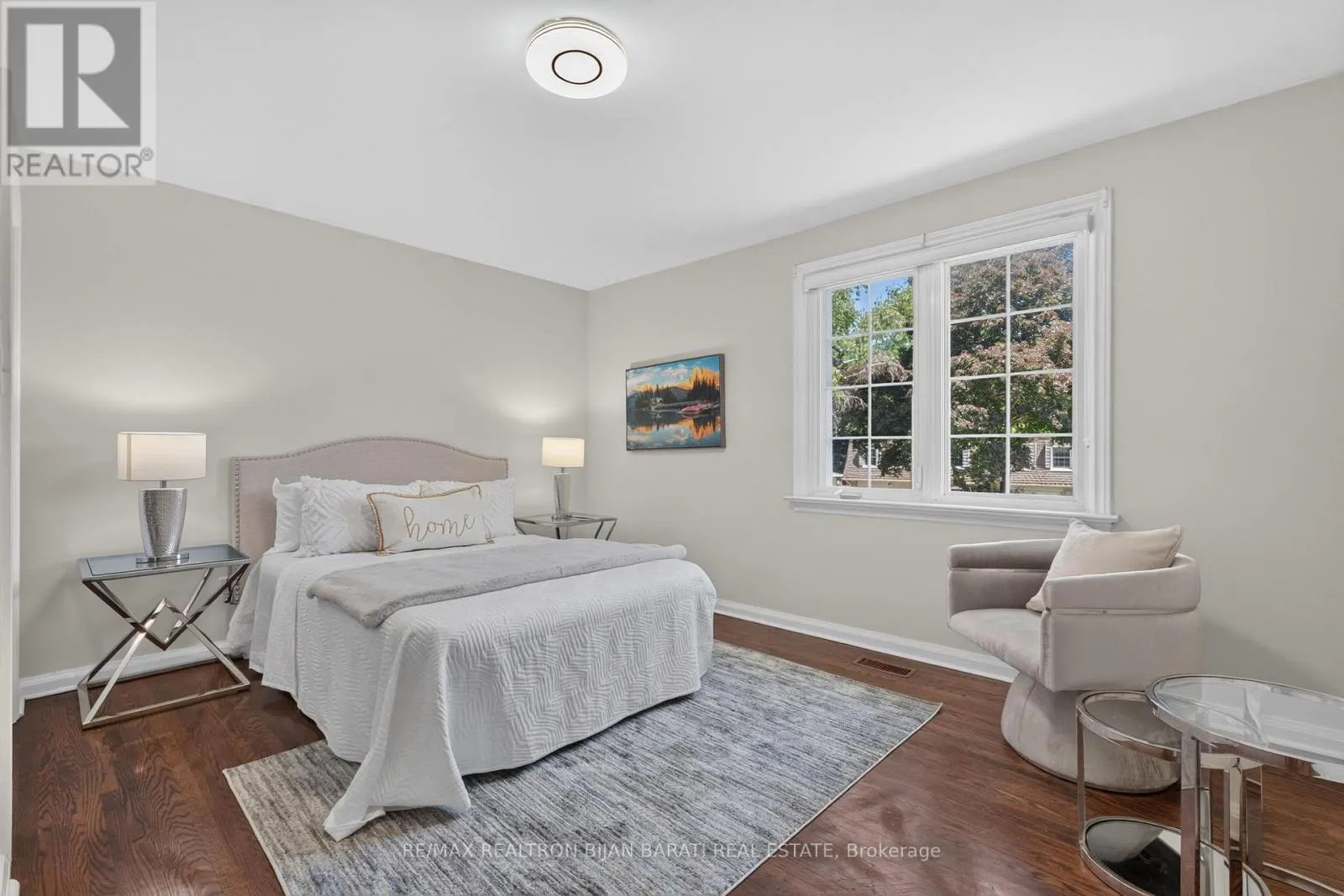215 GRANDVIEW AVENUE