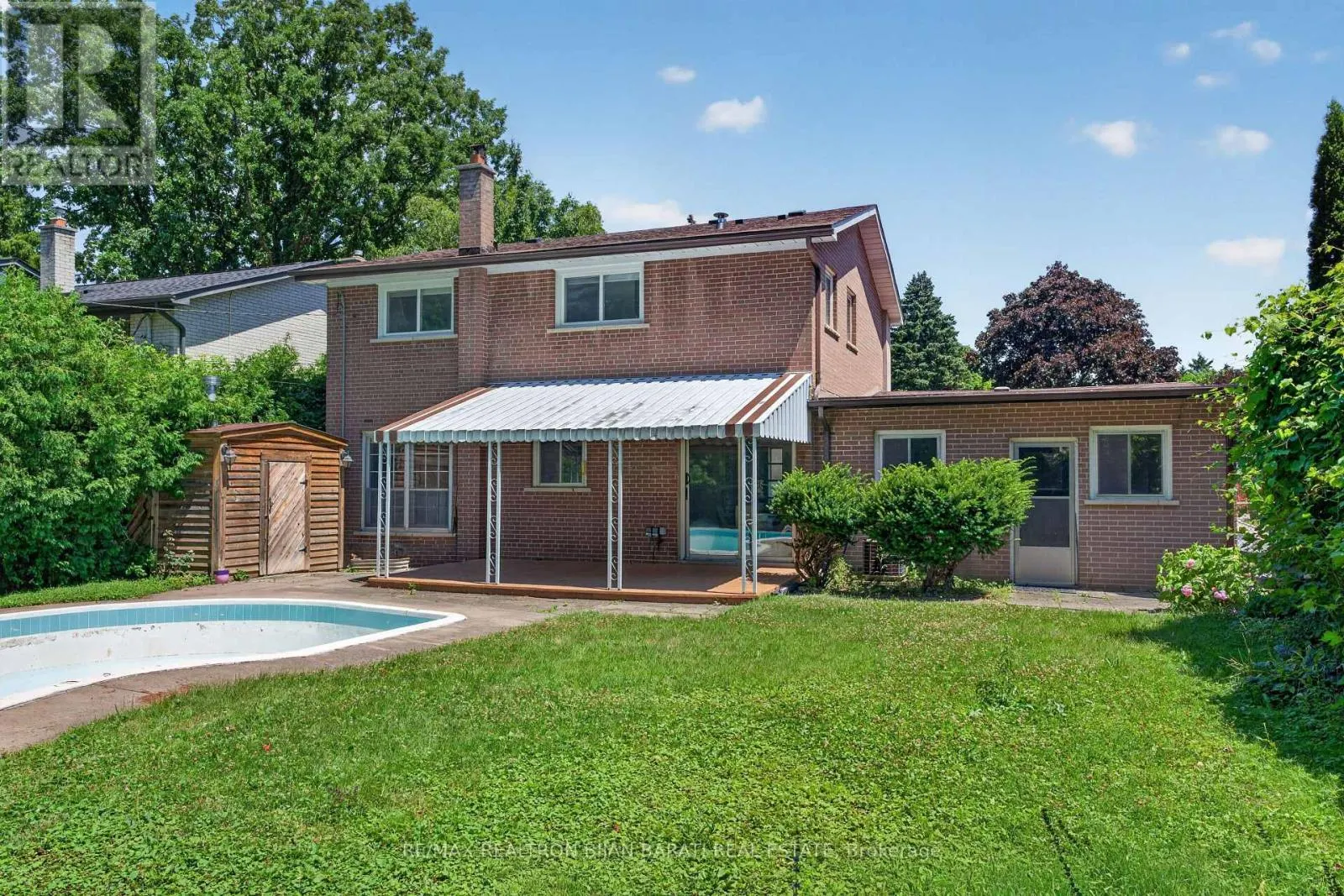 215 GRANDVIEW AVENUE