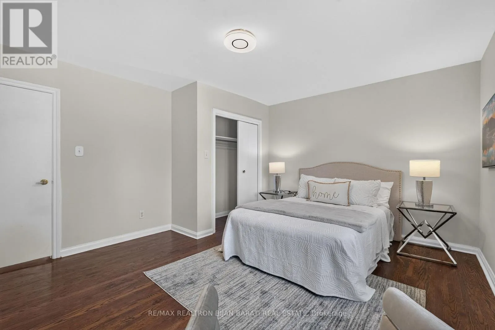 215 GRANDVIEW AVENUE