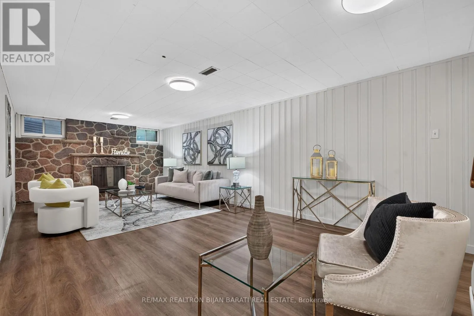 215 GRANDVIEW AVENUE