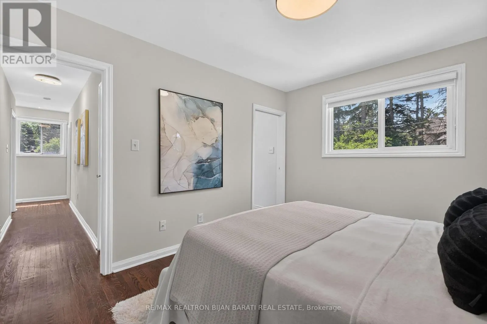 215 GRANDVIEW AVENUE