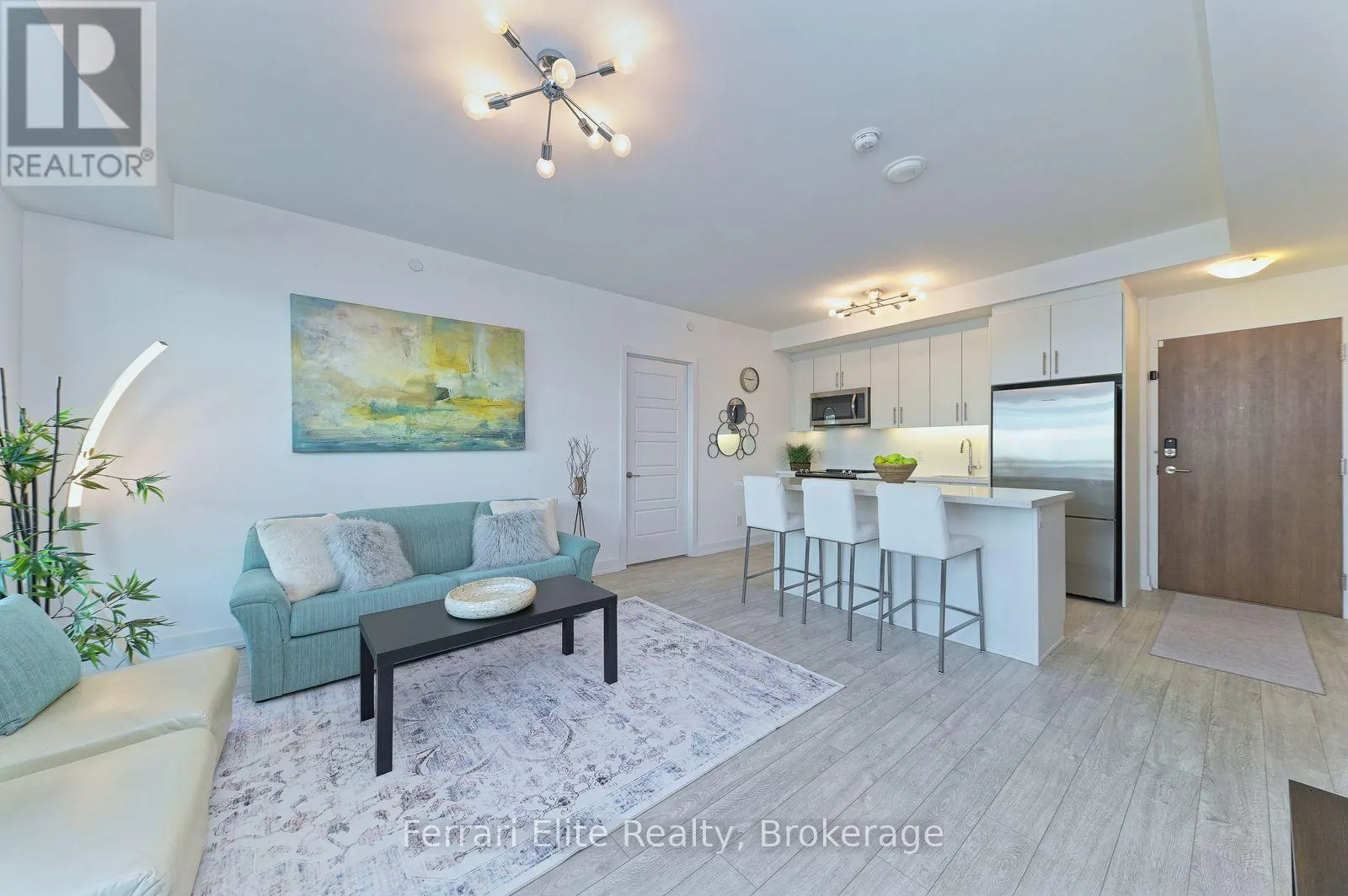 C307 - 301 SEA RAY AVENUE