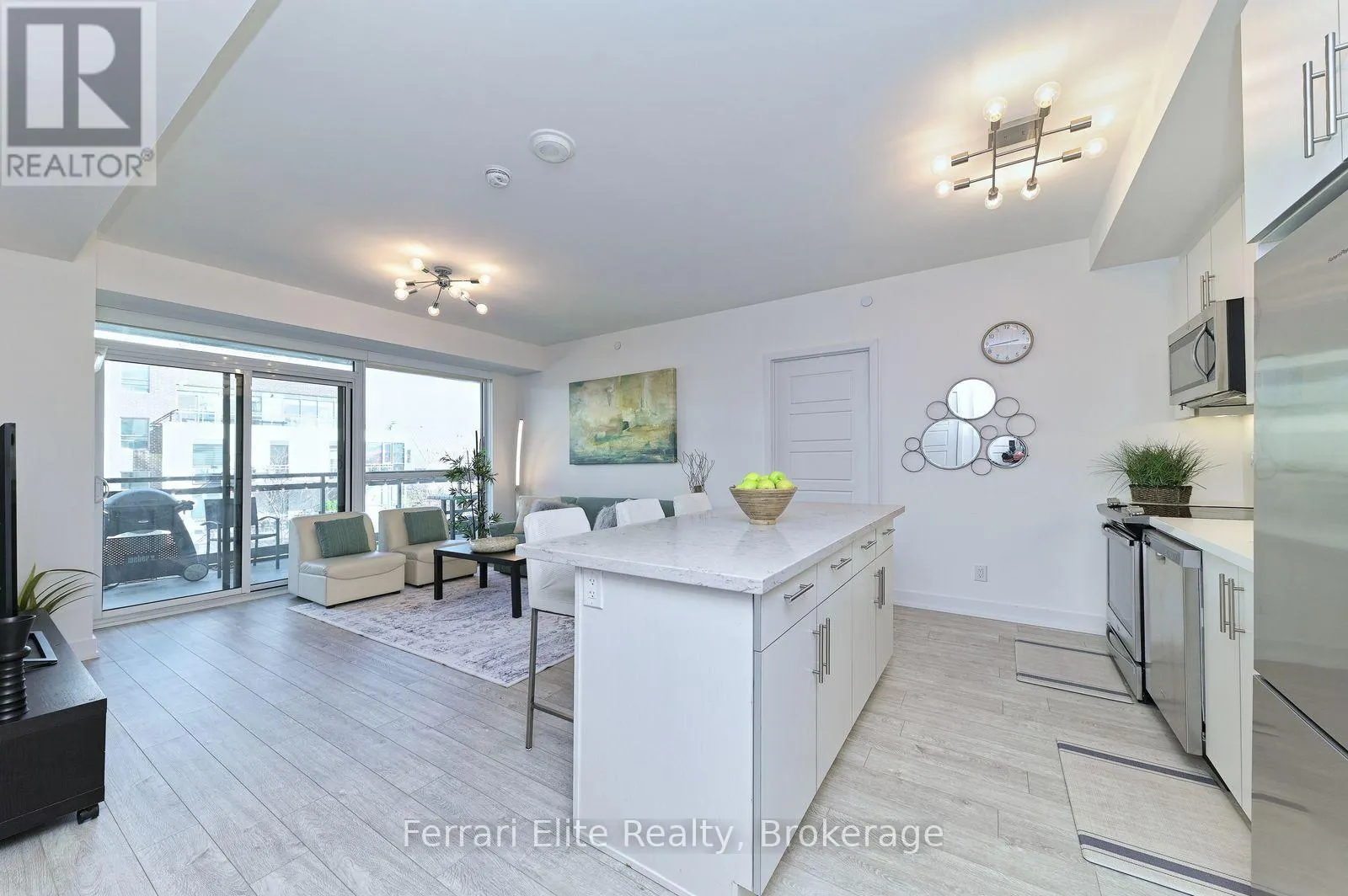 C307 - 301 SEA RAY AVENUE