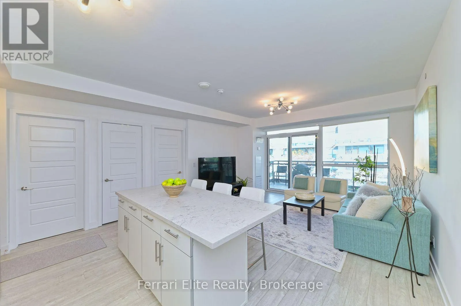 C307 - 301 SEA RAY AVENUE