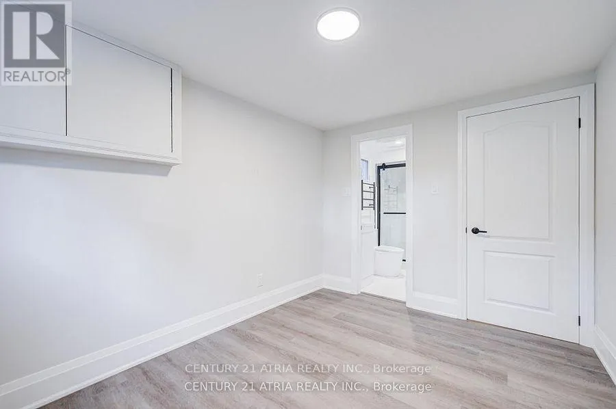 33 SIR BRANDILES PLACE