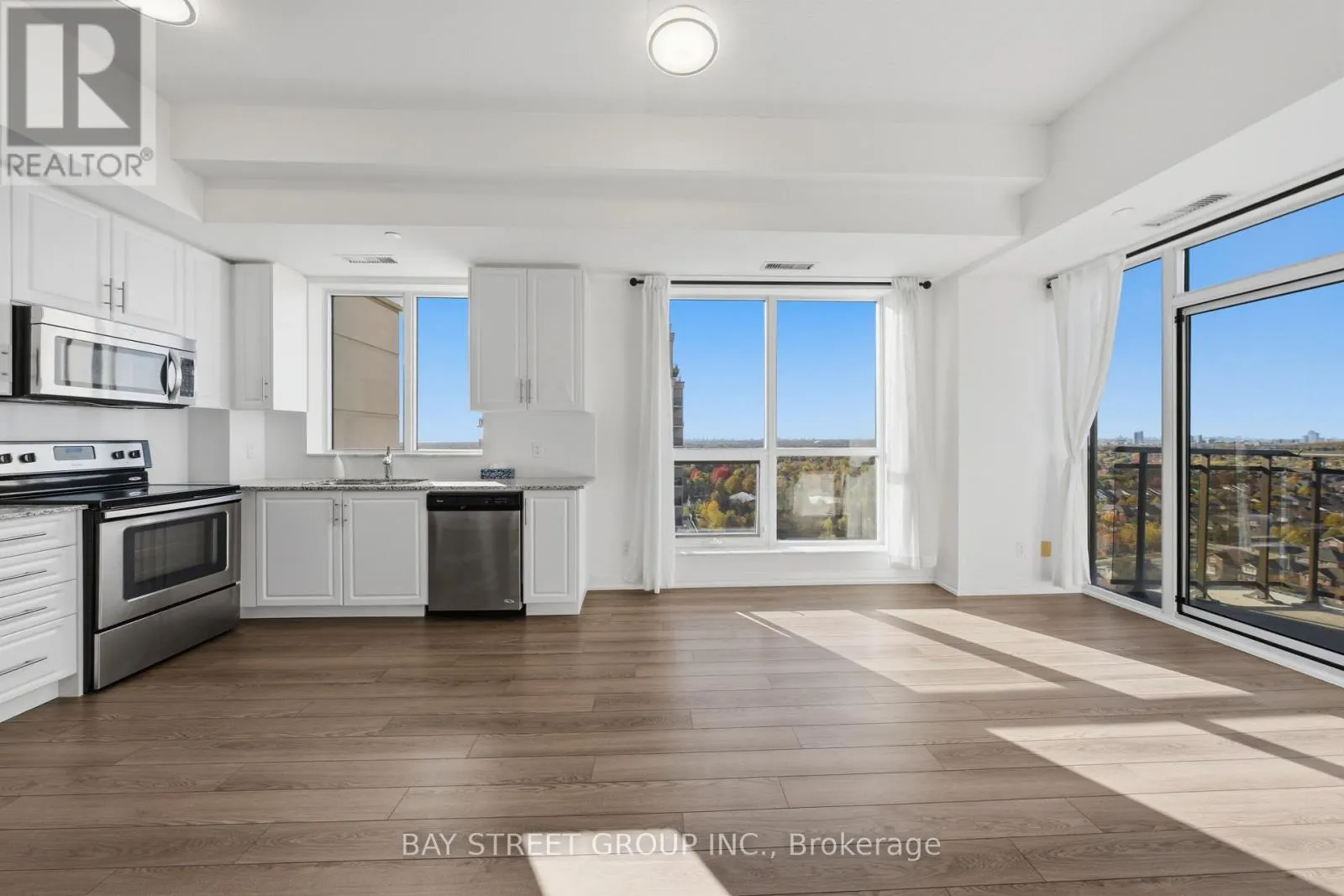 1905 - 9506 MARKHAM ROAD