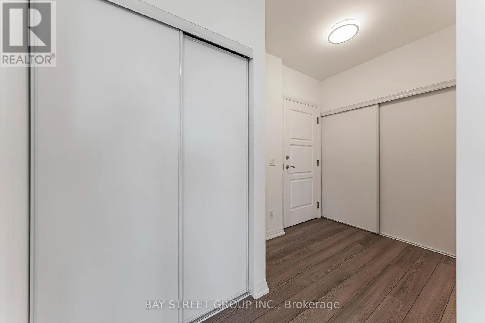 1905 - 9506 MARKHAM ROAD