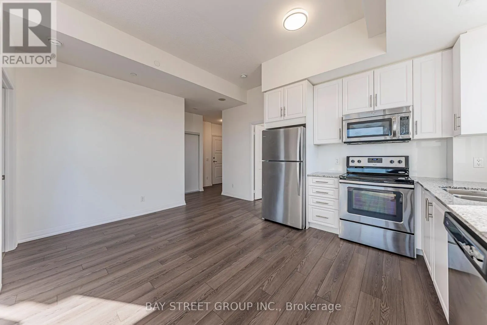 1905 - 9506 MARKHAM ROAD
