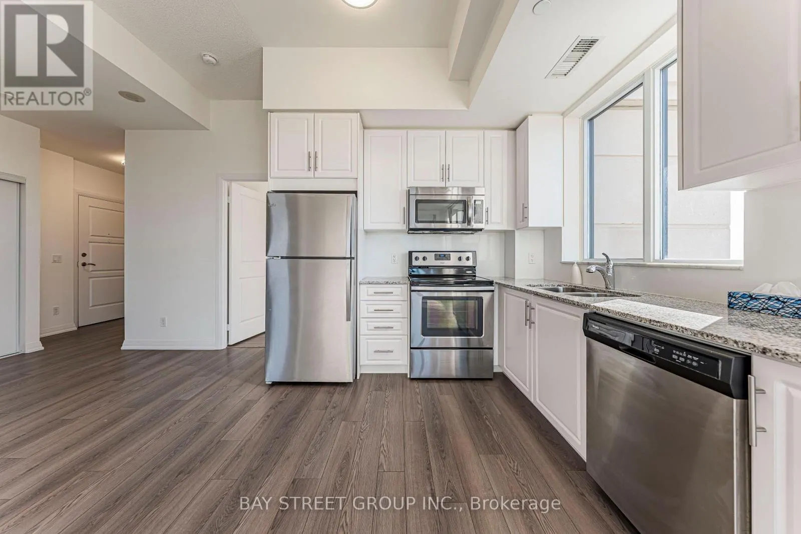 1905 - 9506 MARKHAM ROAD