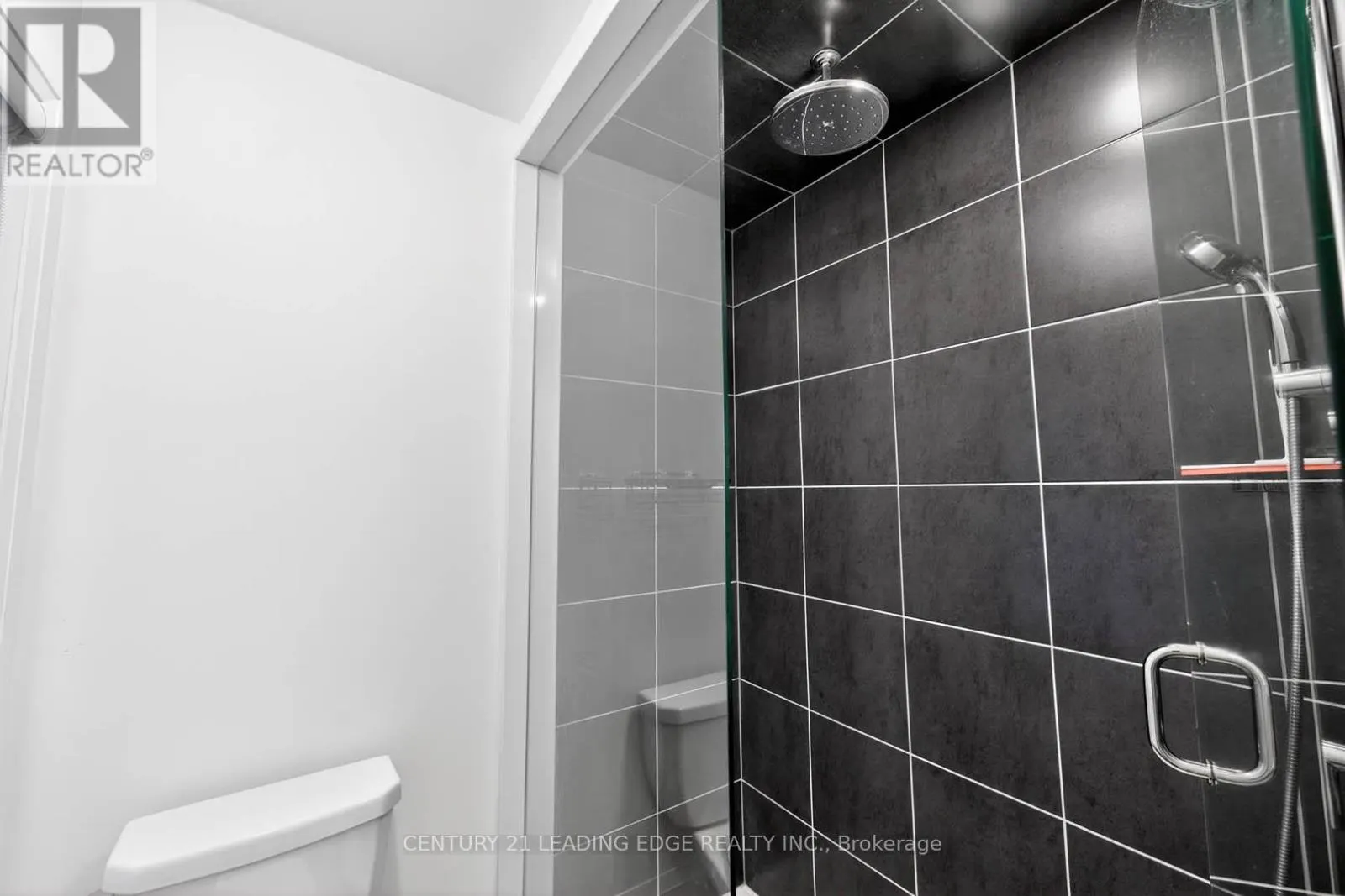 235 FERRAGINE CRESCENT
