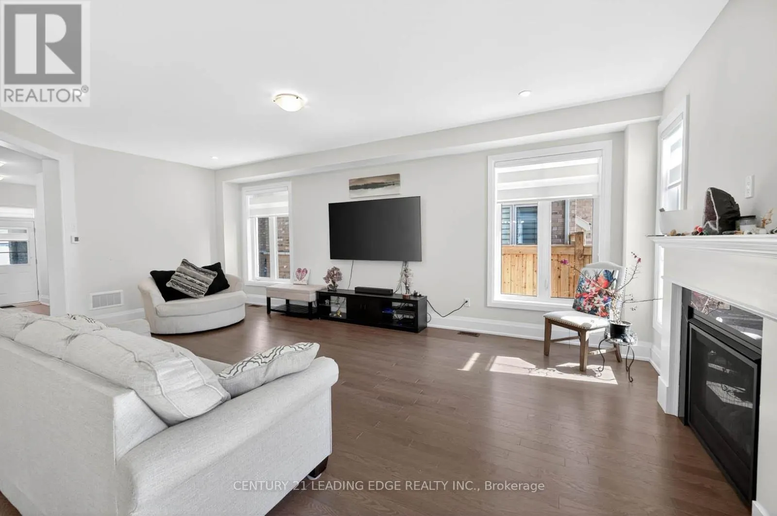 235 FERRAGINE CRESCENT