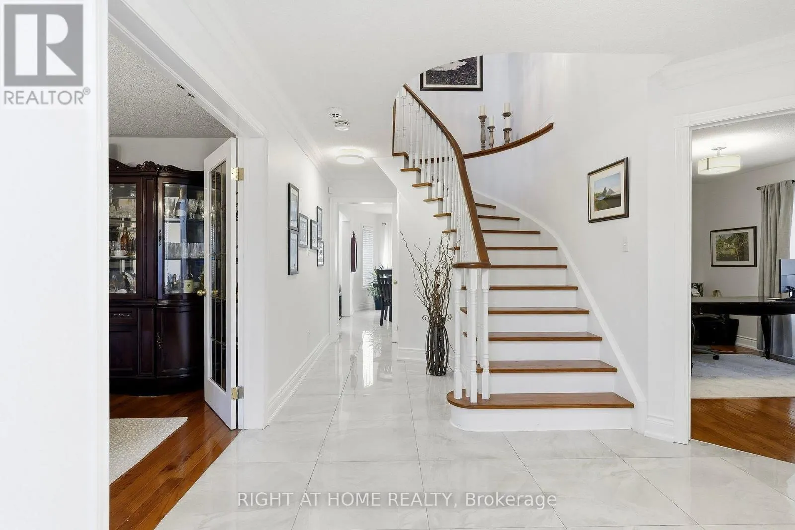 71 VENETO DRIVE