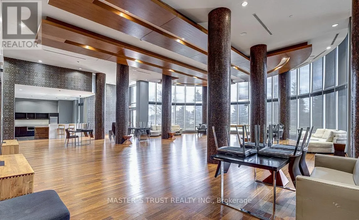 508 - 233 SOUTH PARK ROAD