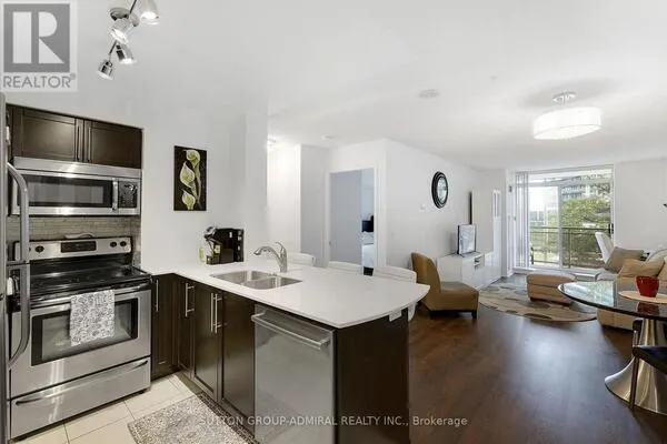 307 - 73 KING WILLIAM CRESCENT