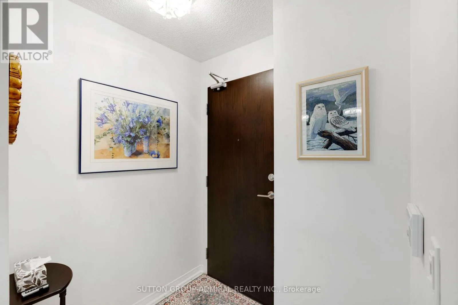 307 - 73 KING WILLIAM CRESCENT