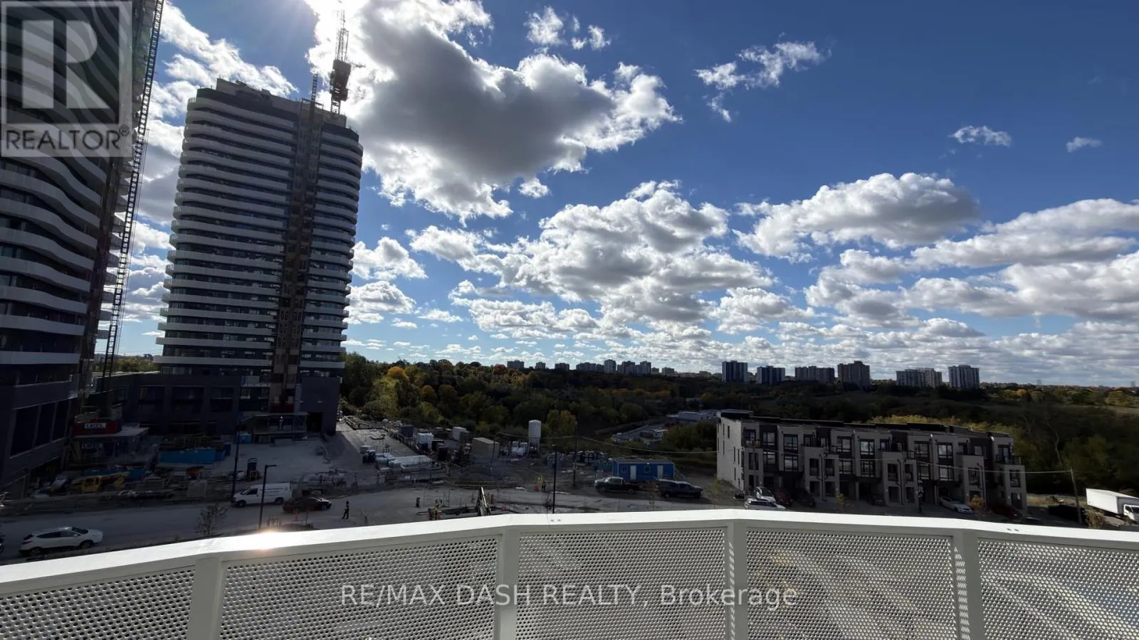 904 - 10 FLAVELLE TRAIL