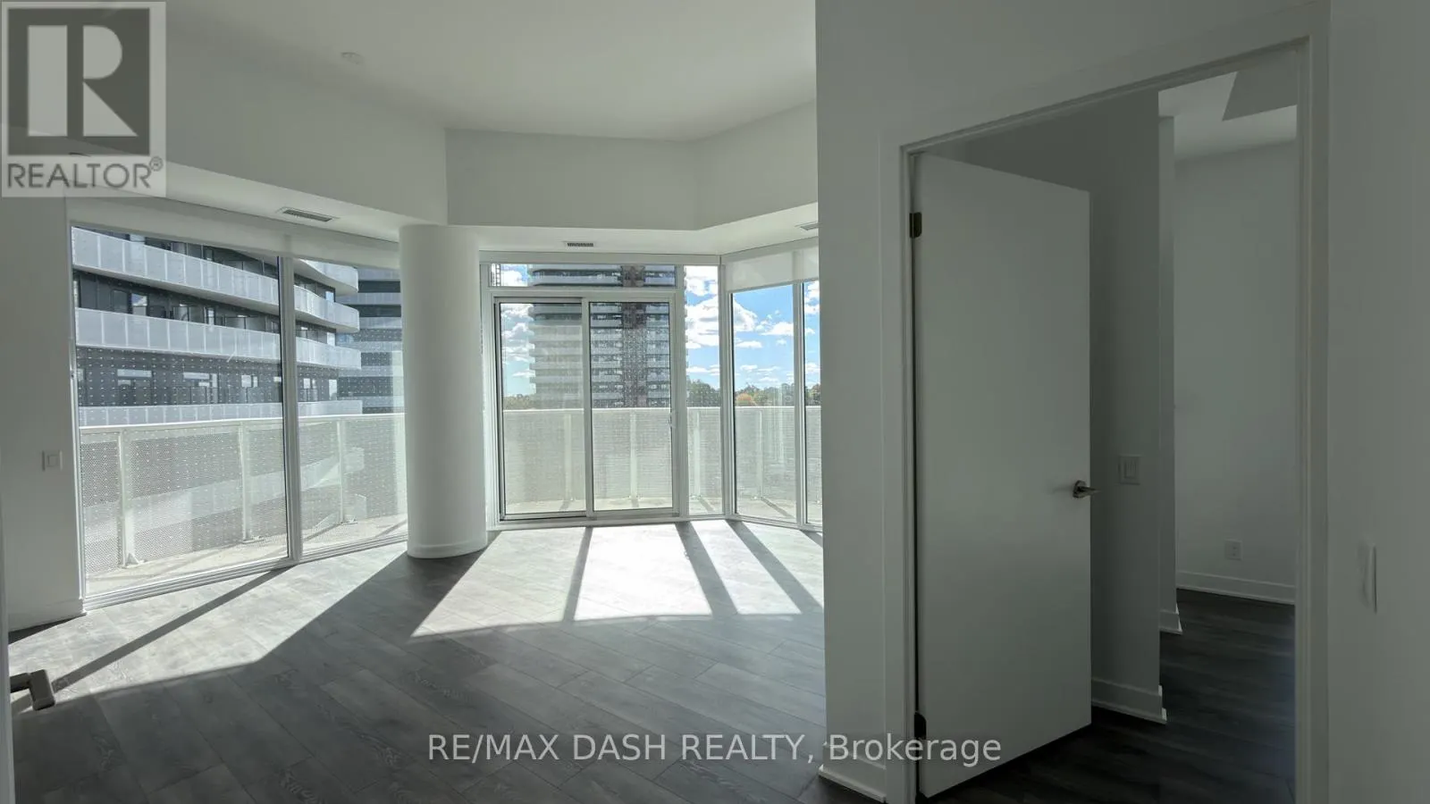 904 - 10 FLAVELLE TRAIL