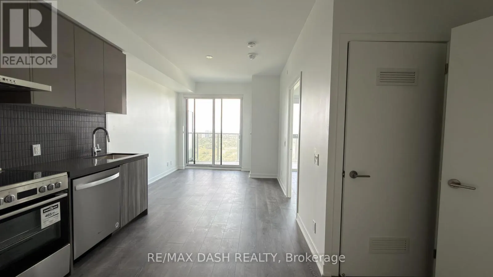 3215 - 6 FLAVELLE TRAIL