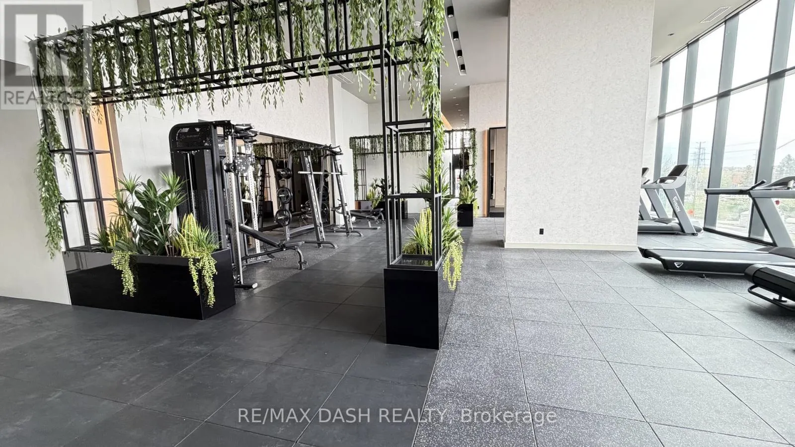 3215 - 6 FLAVELLE TRAIL
