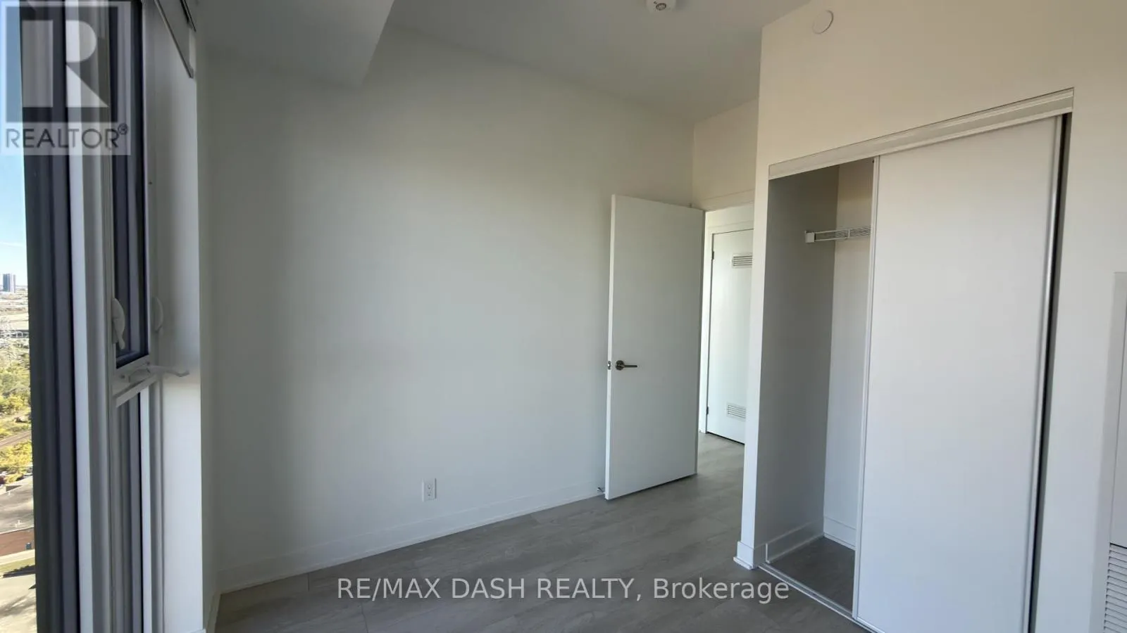 2812 - 6 FLAVELLE TRAIL