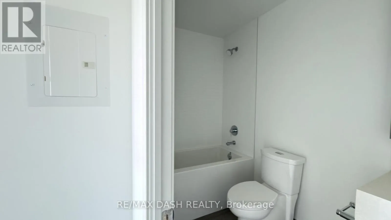 2812 - 6 FLAVELLE TRAIL