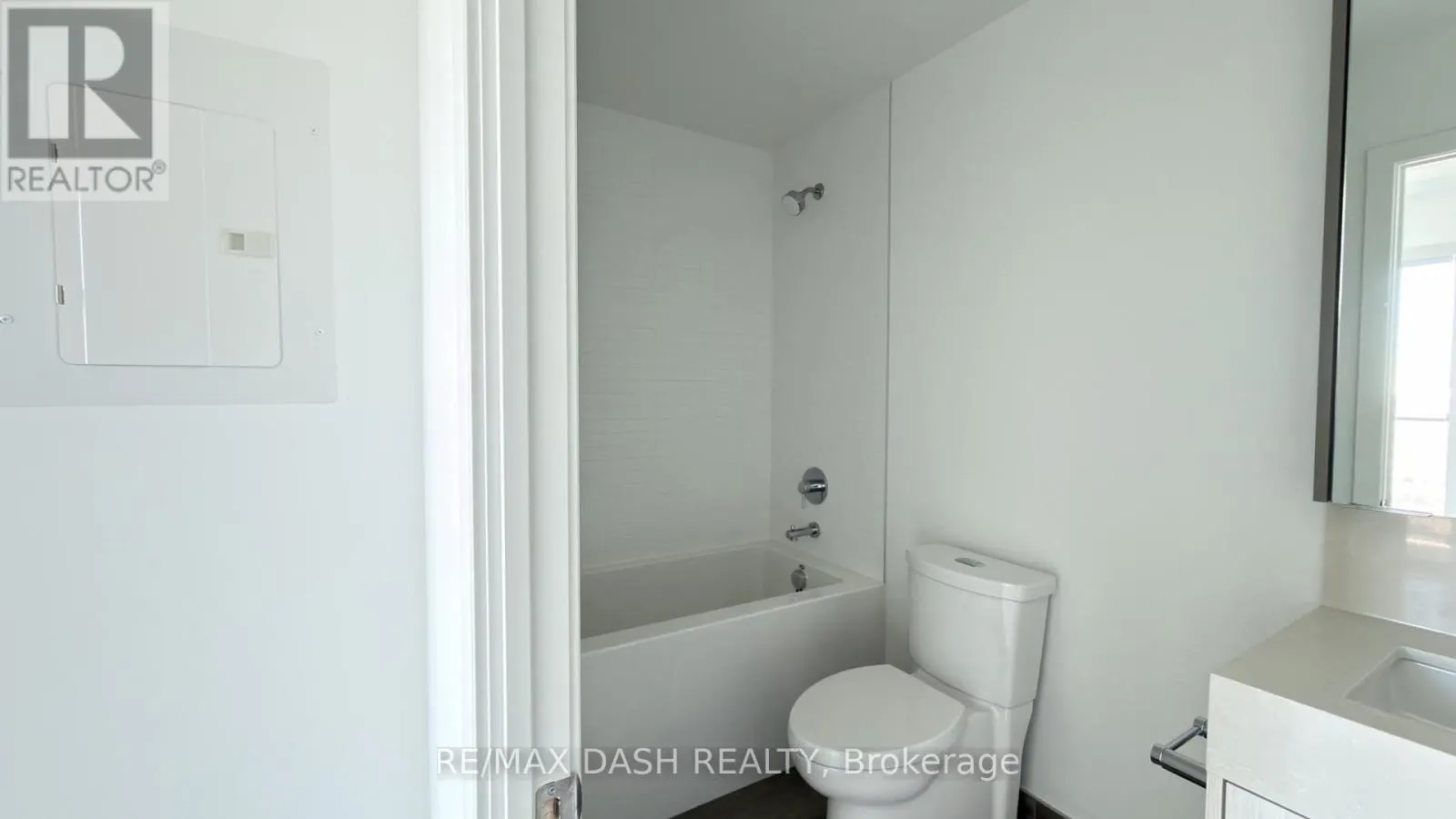 2812 - 6 FLAVELLE TRAIL