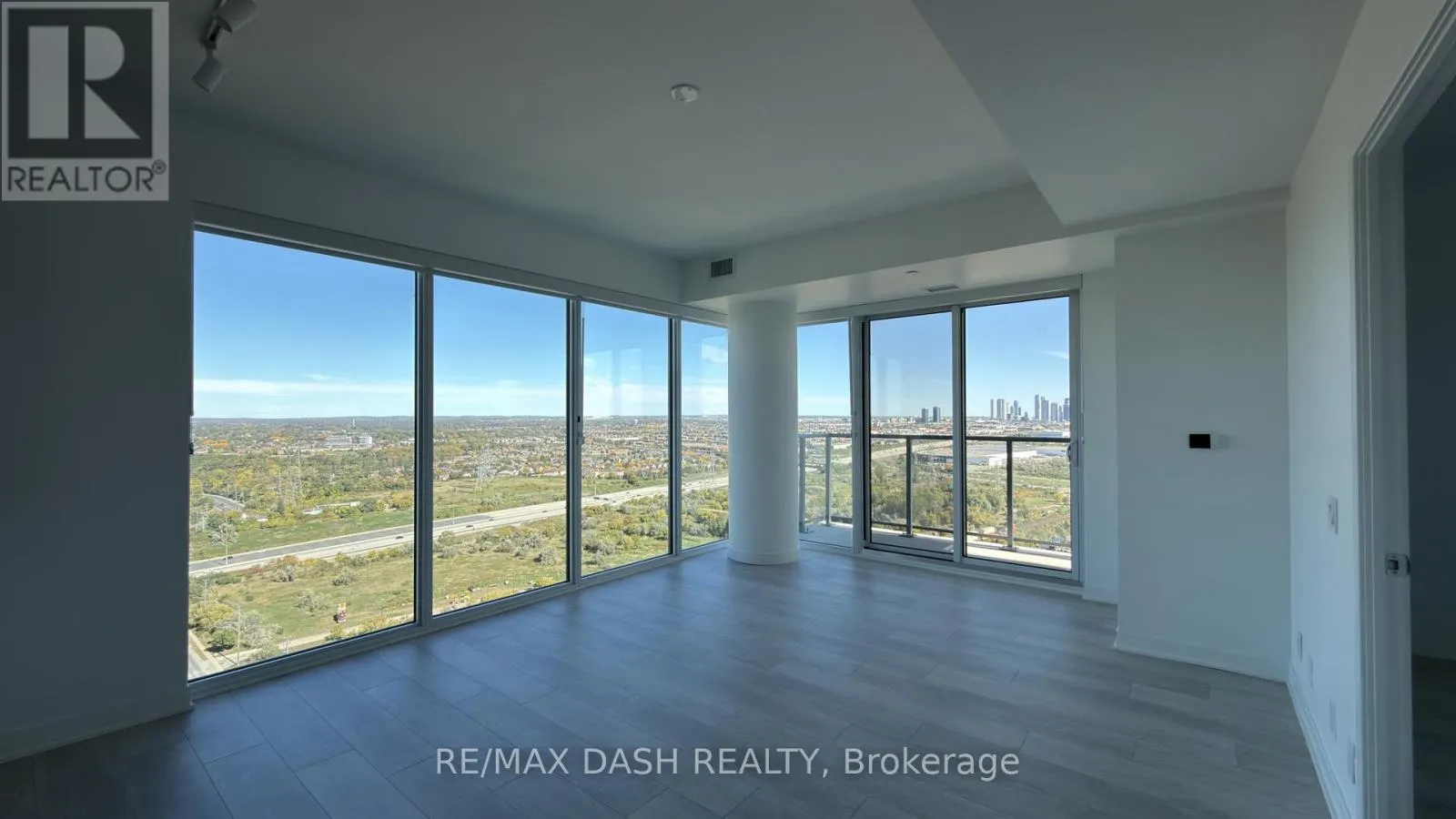 2812 - 6 FLAVELLE TRAIL