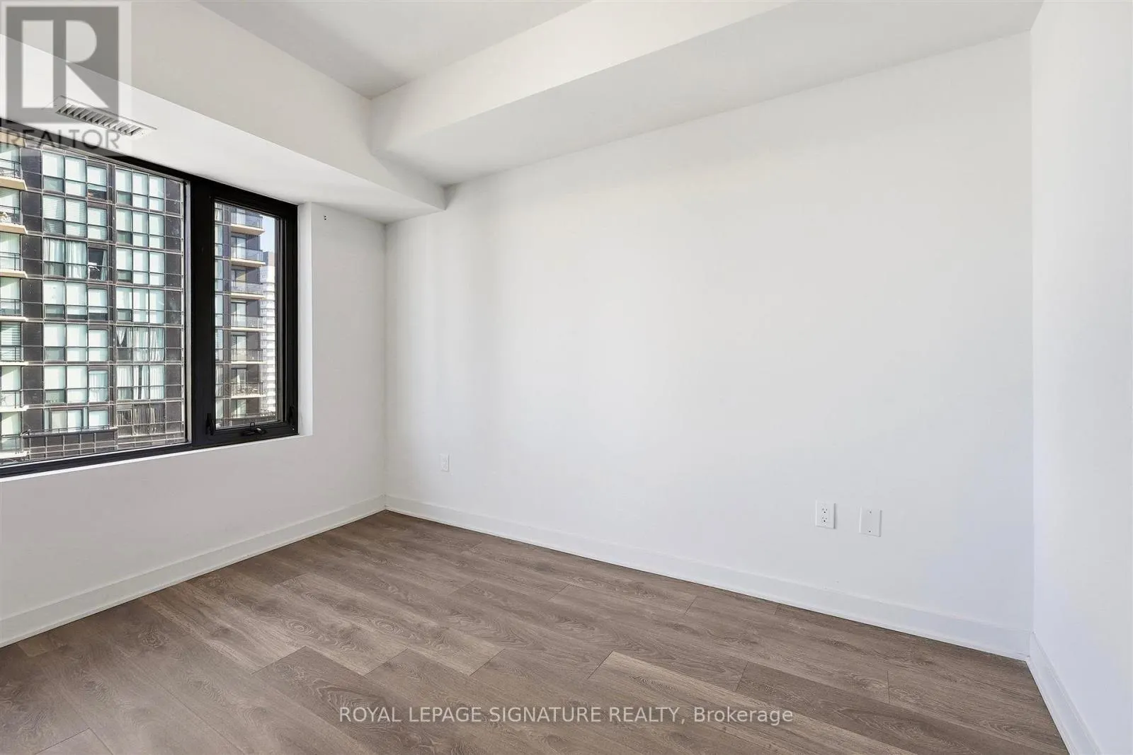 2805 - 2920 HIGHWAY 7 ROAD