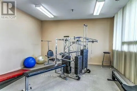 1707 - 8111 YONGE STREET
