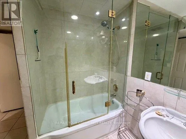 LOWER LEVEL - 15500 LESLIE STREET