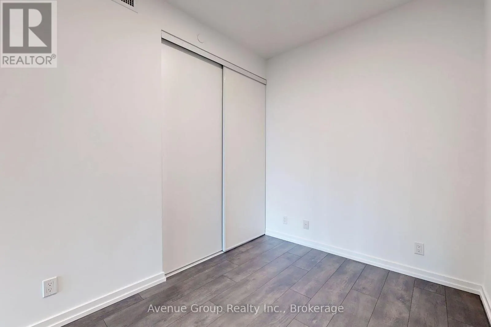 5208 - 7890 JANE STREET