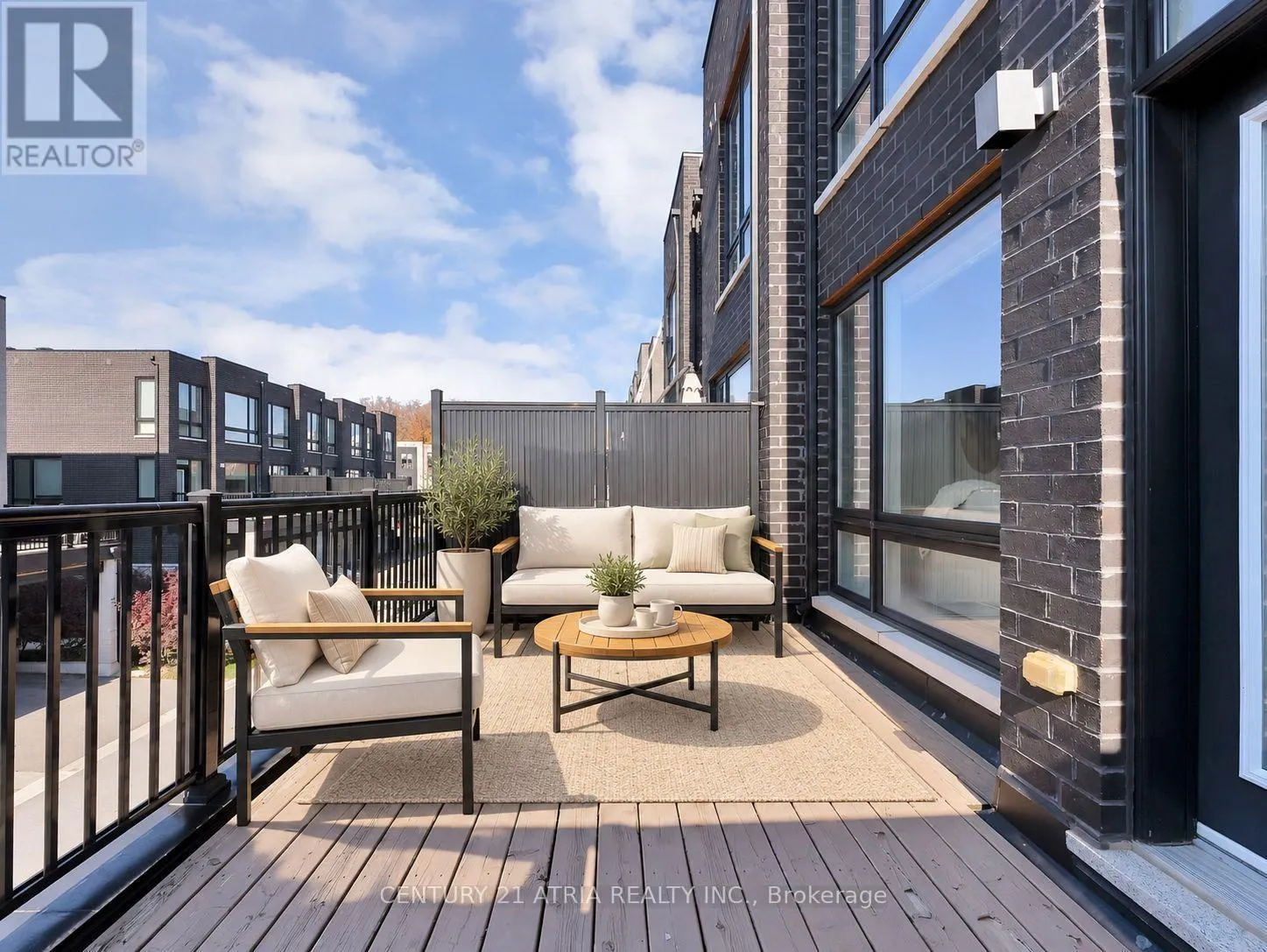 17 HAMMERSMITH LANE