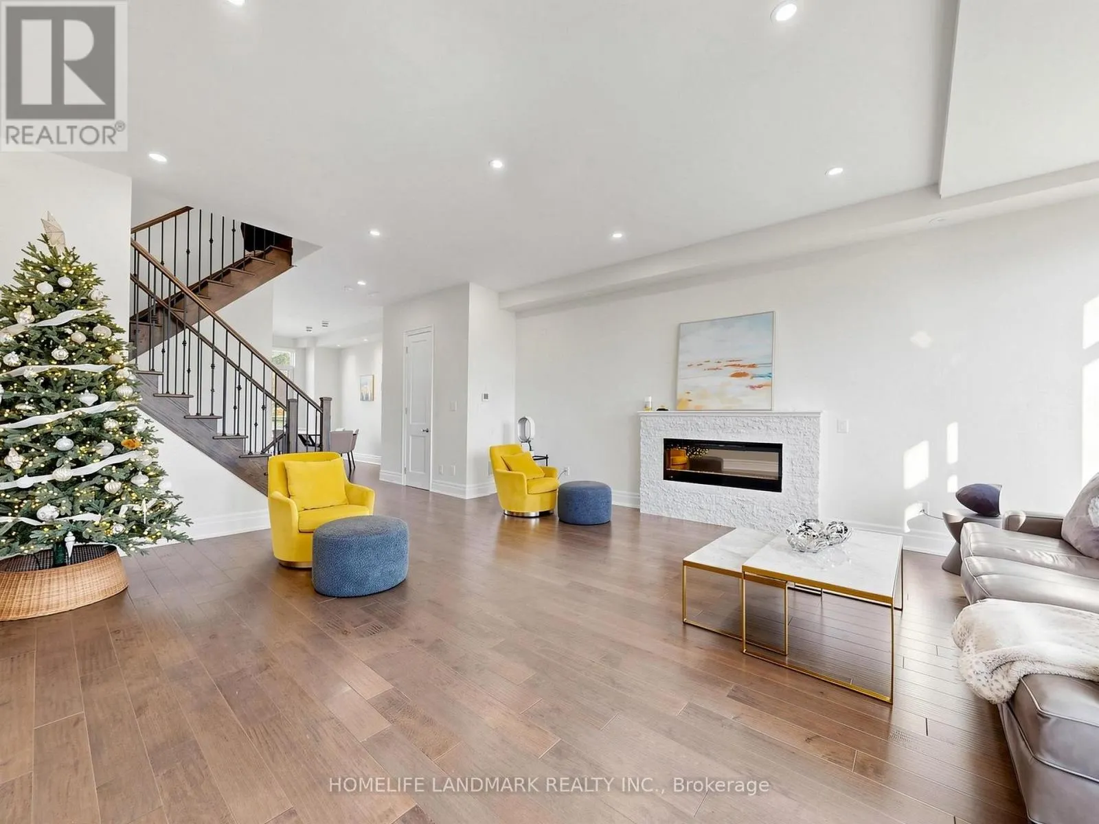 38 AYLIN CRESCENT