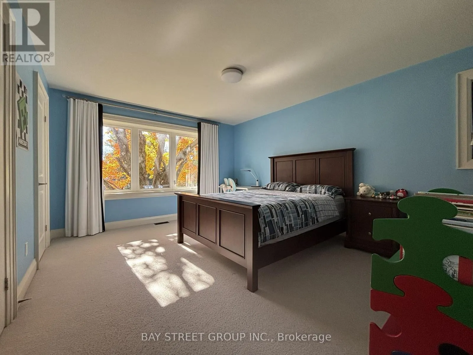 8 DODIE STREET