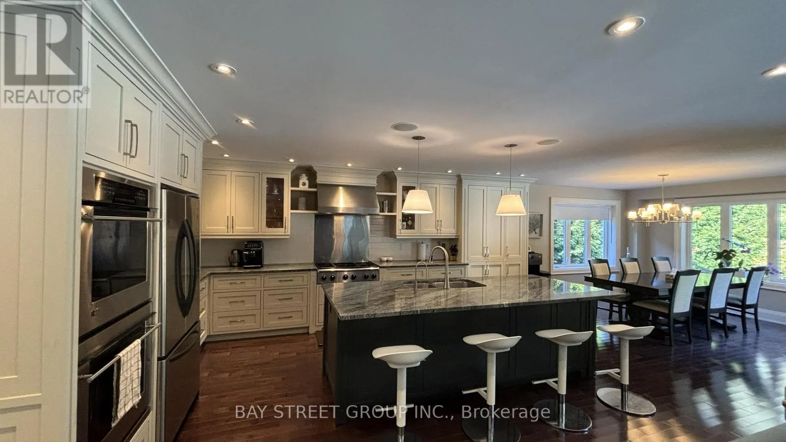 8 DODIE STREET