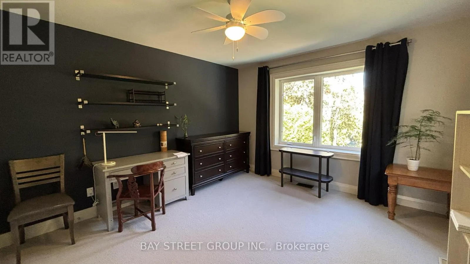 8 DODIE STREET