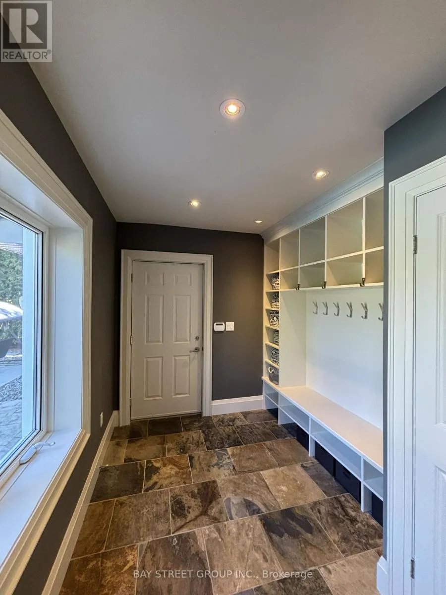 8 DODIE STREET