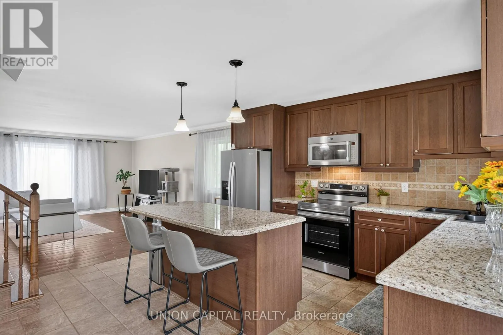 3132 RAVENSHOE ROAD