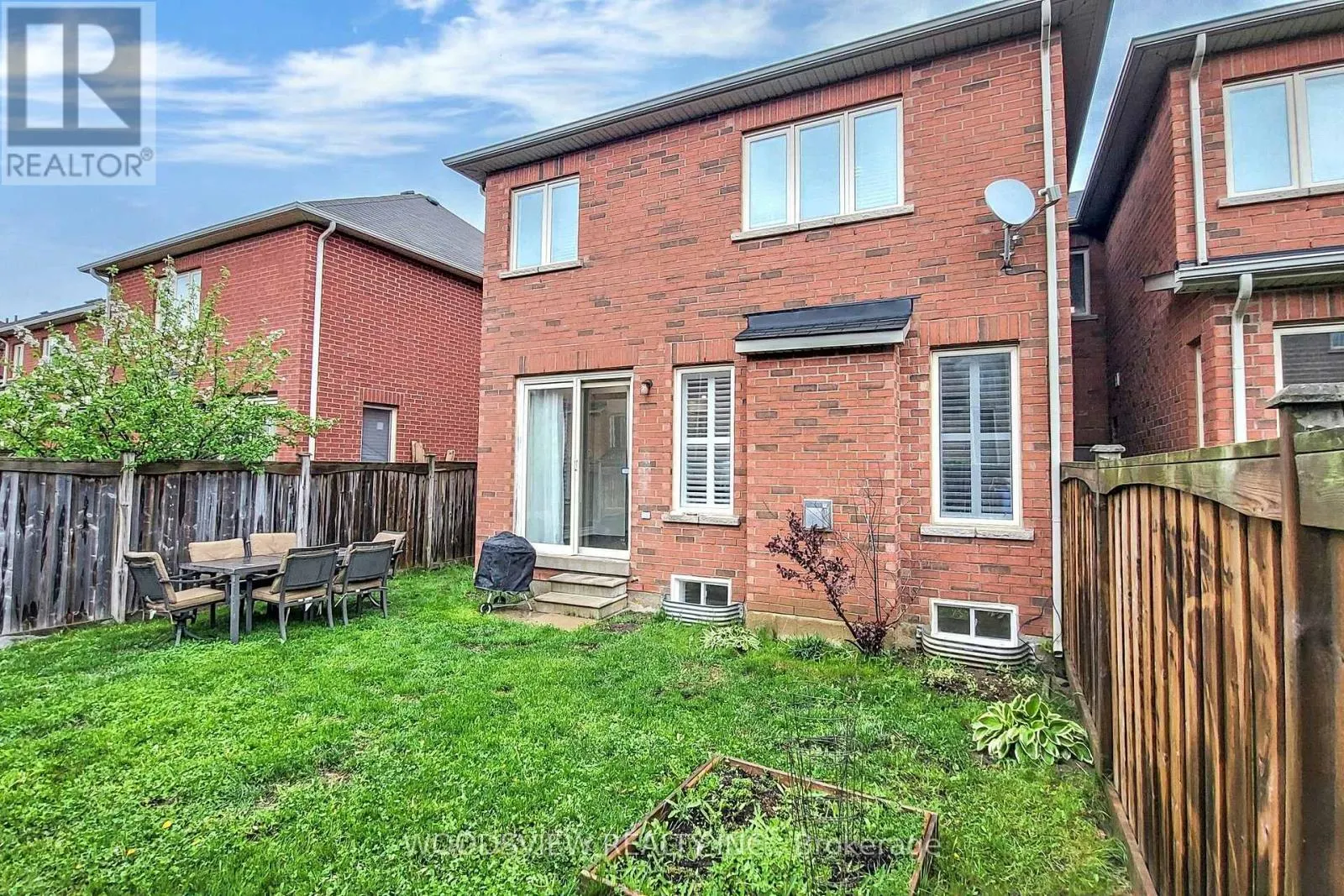14 STOOKES CRESCENT