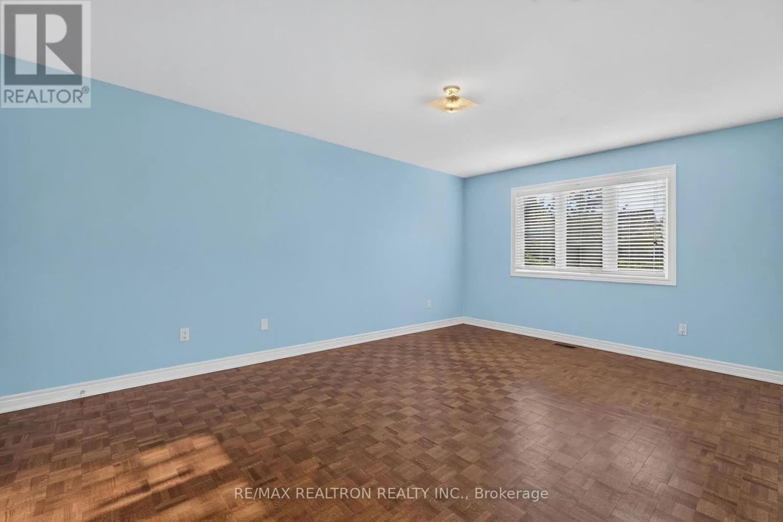 12 LOUDON CRESCENT