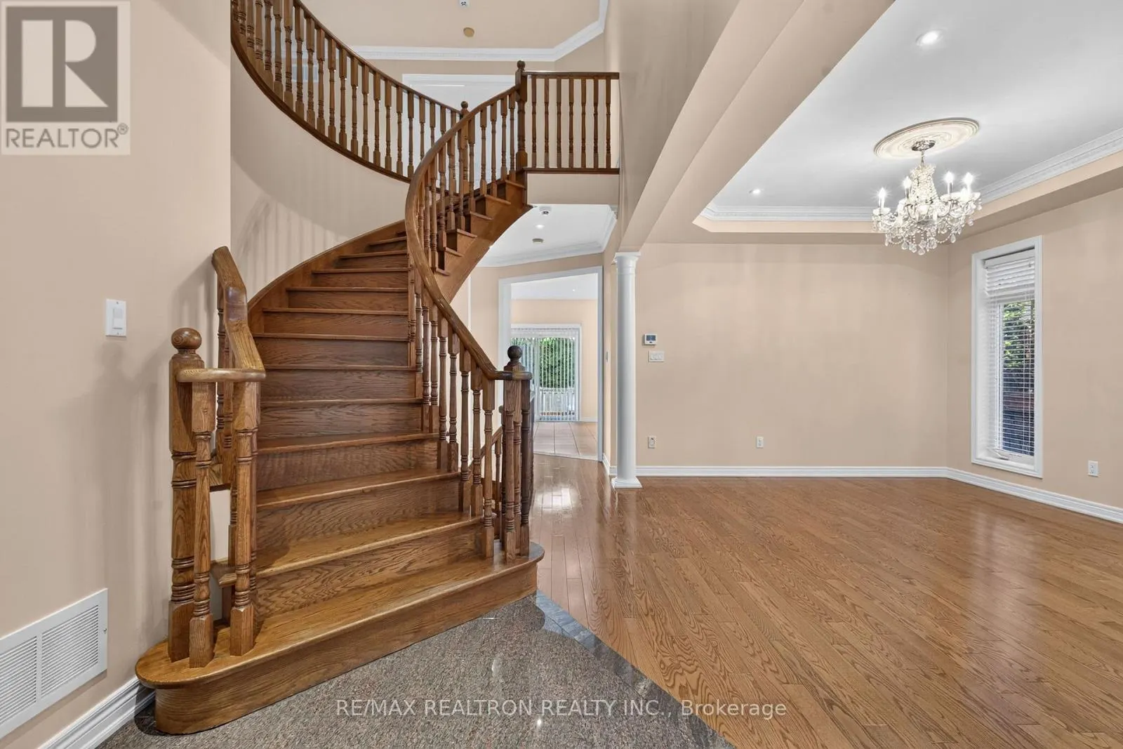 12 LOUDON CRESCENT