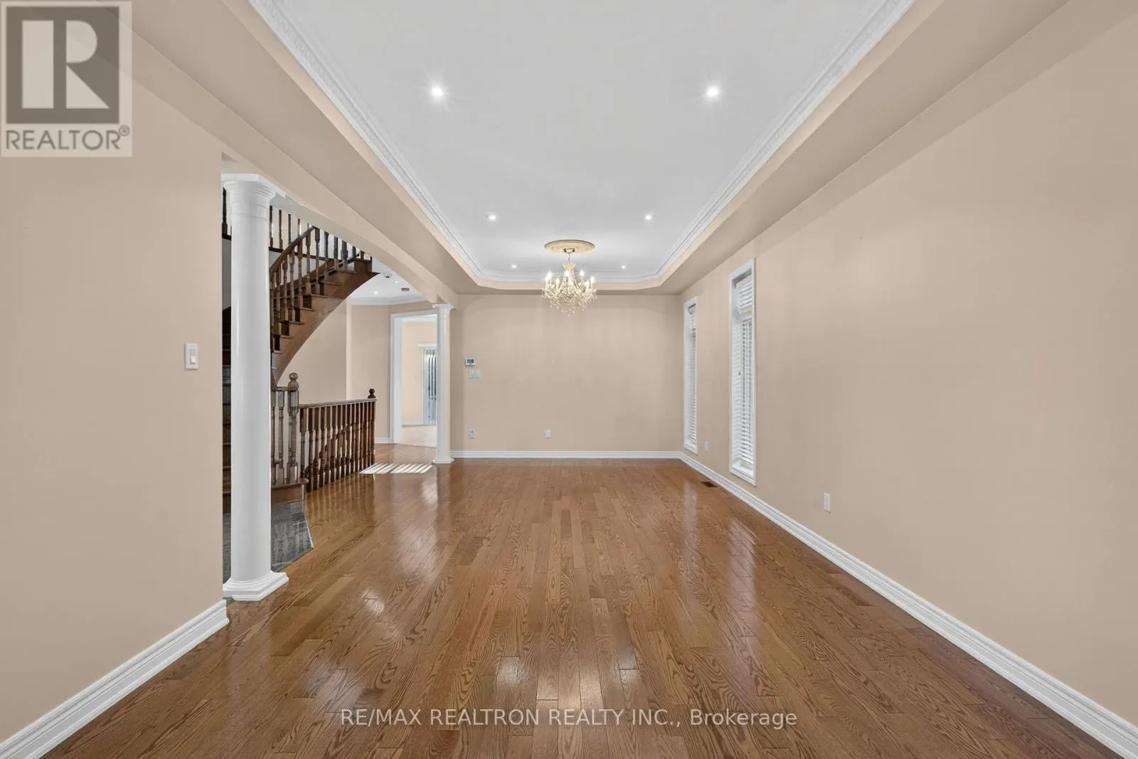 12 LOUDON CRESCENT
